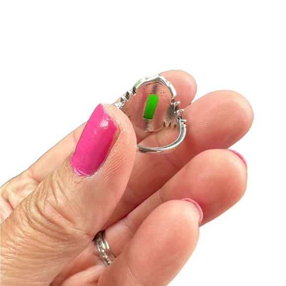 Iridescent Green Fire Opal Solitaire Silver Ring - Picture 7 of 7